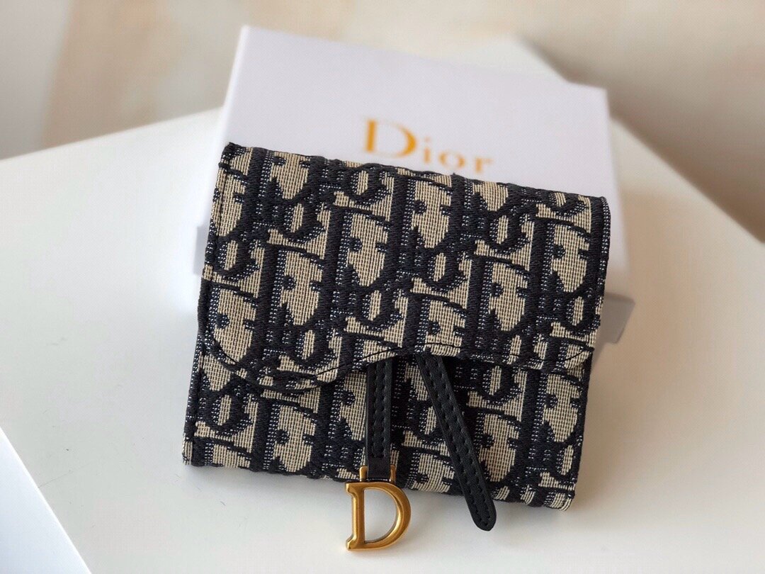 Dior 6812 11 10 2