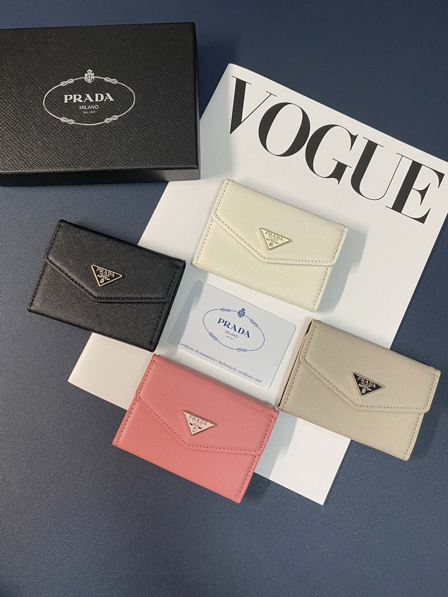 Prada 10.5x6.5 2